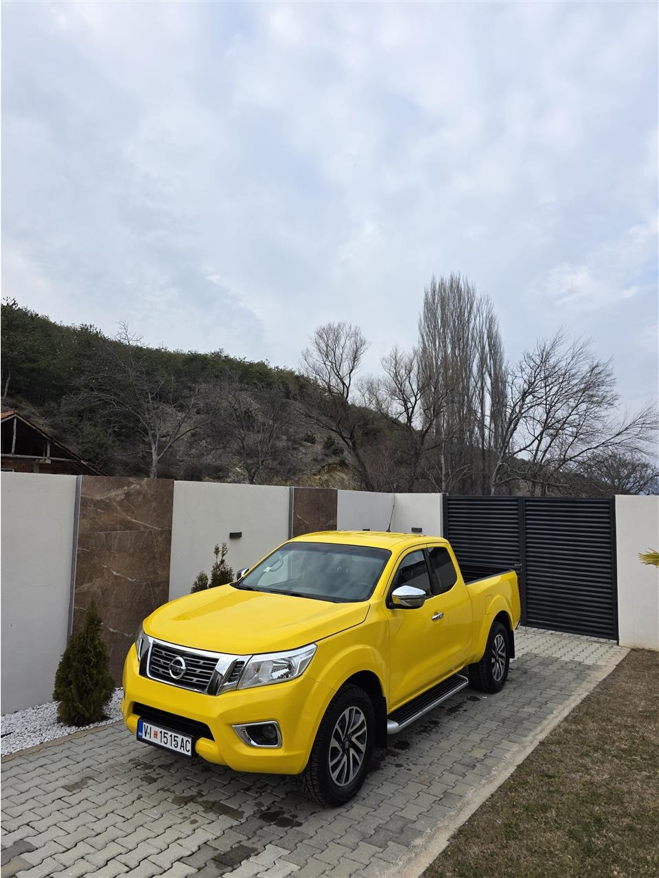 Nissan navara d23
