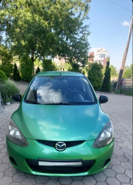 Се продава MAZDA 2