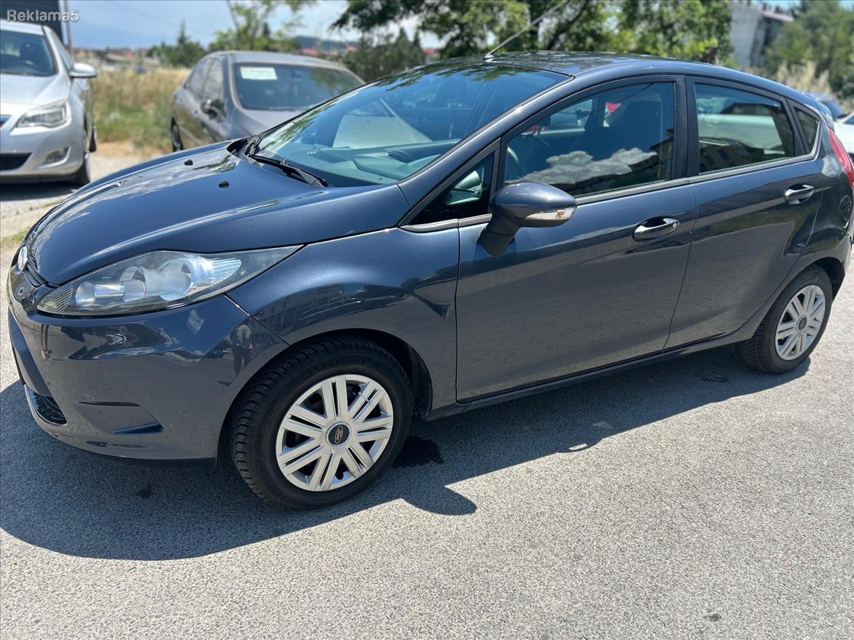 Ford Fiesta 2010 odlicna i zacuvana