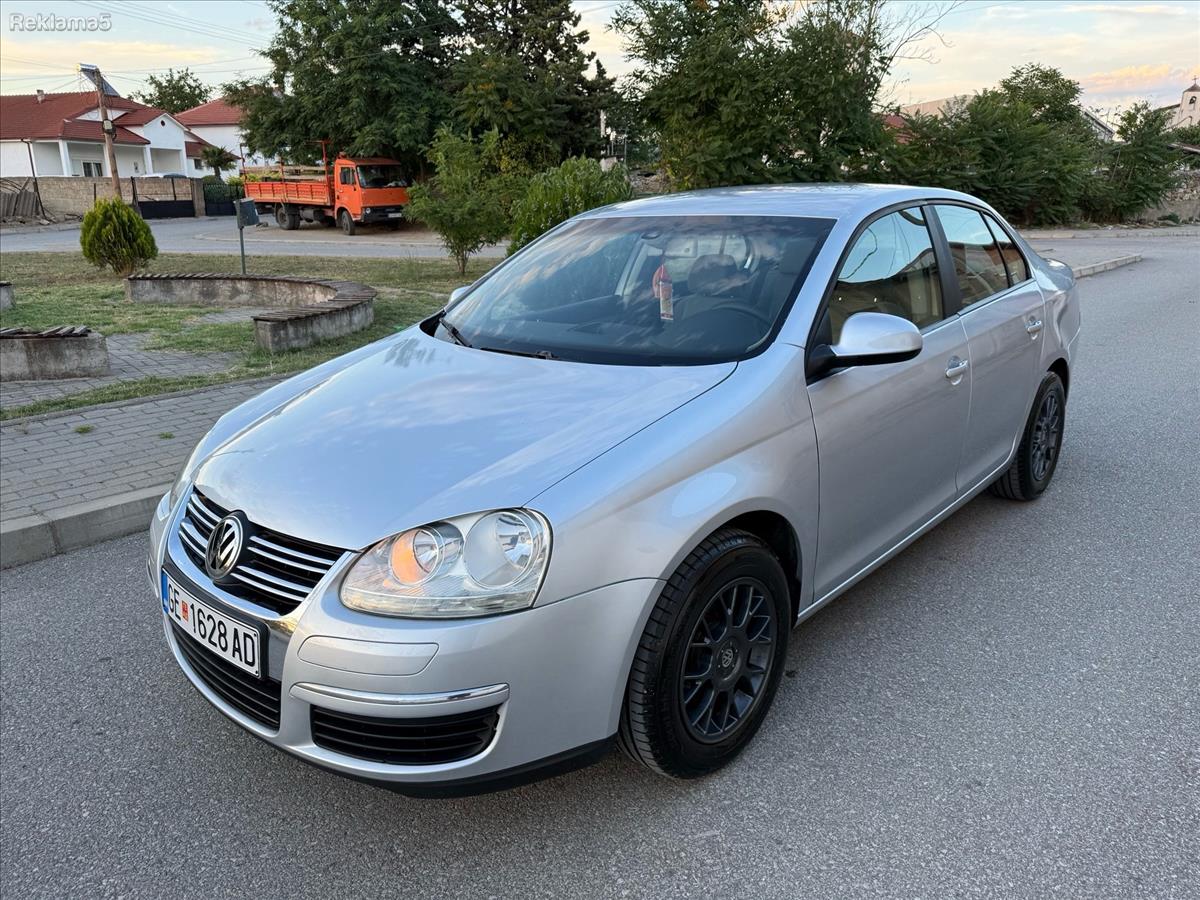 VOLKSWAGEN JETTA 1.9 TDI 77Kw 105Ks 2008GOD *PERFEKTNA*