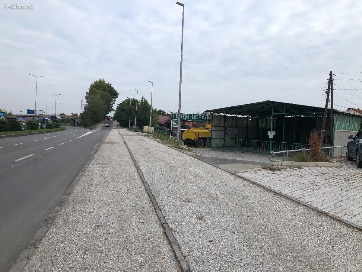 Se izdava pod kirija fantasticna lokacija na izlez od Skopje