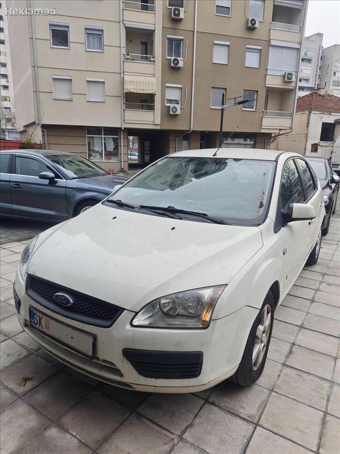 Се продава Ford Focus 1.4 бензин + плин, 2005 година