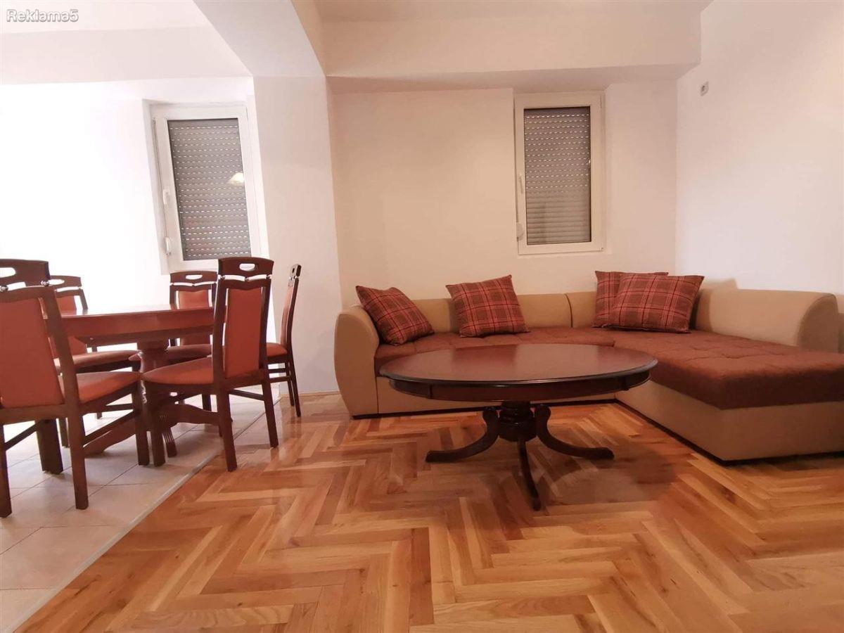 Se Iznajmuva Stan Na Odlicna Lokacija