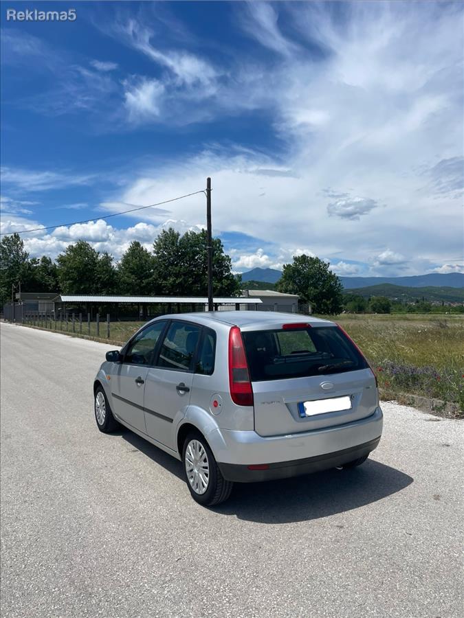 Se prodava Ford Fiesta 1.4TDCI